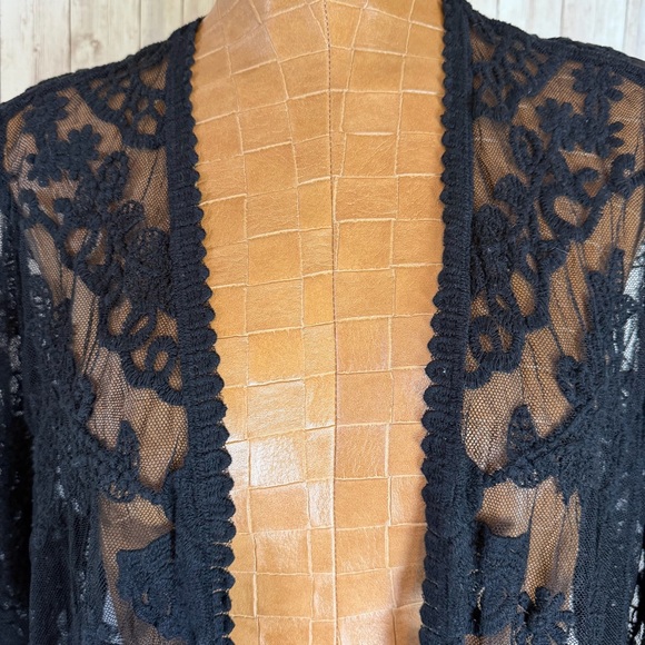 Shyanne Black Mesh Embroidered Midi Kimono Jacket - Picture 6 of 11